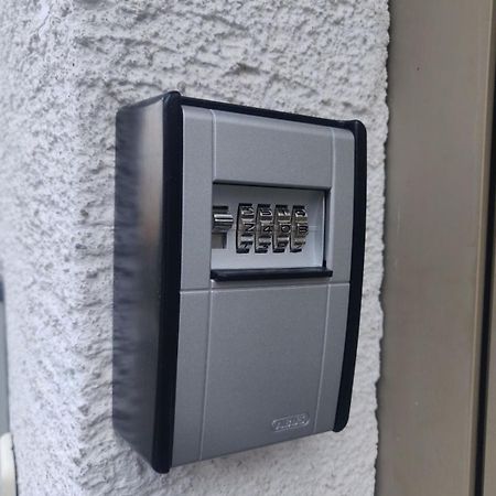 Apartment Magnolija - Free Parking Karlovac Luaran gambar